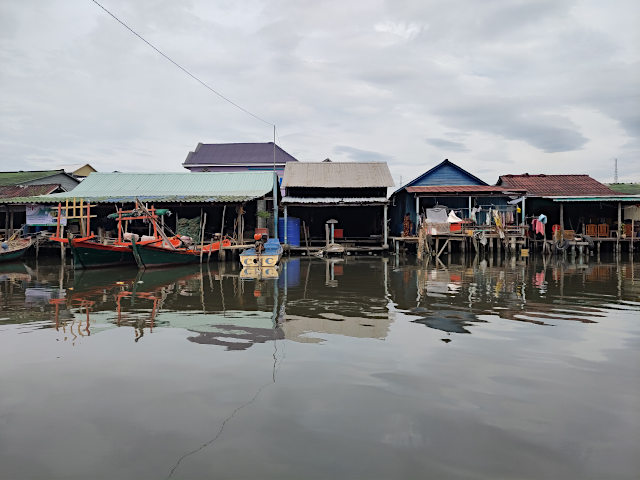 Koh Kchhang Fishing Village