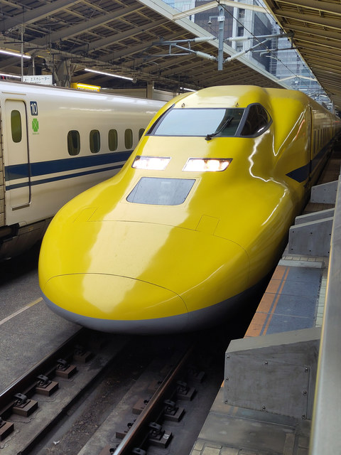 Doctor Yellow Shinkansen